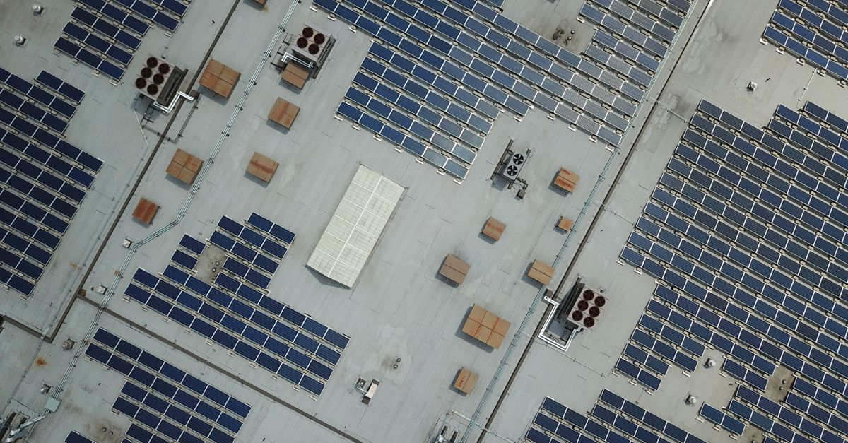 découvrez nos panneaux solaires performants et écologiques pour réduire votre facture d'énergie et préserver l'environnement.