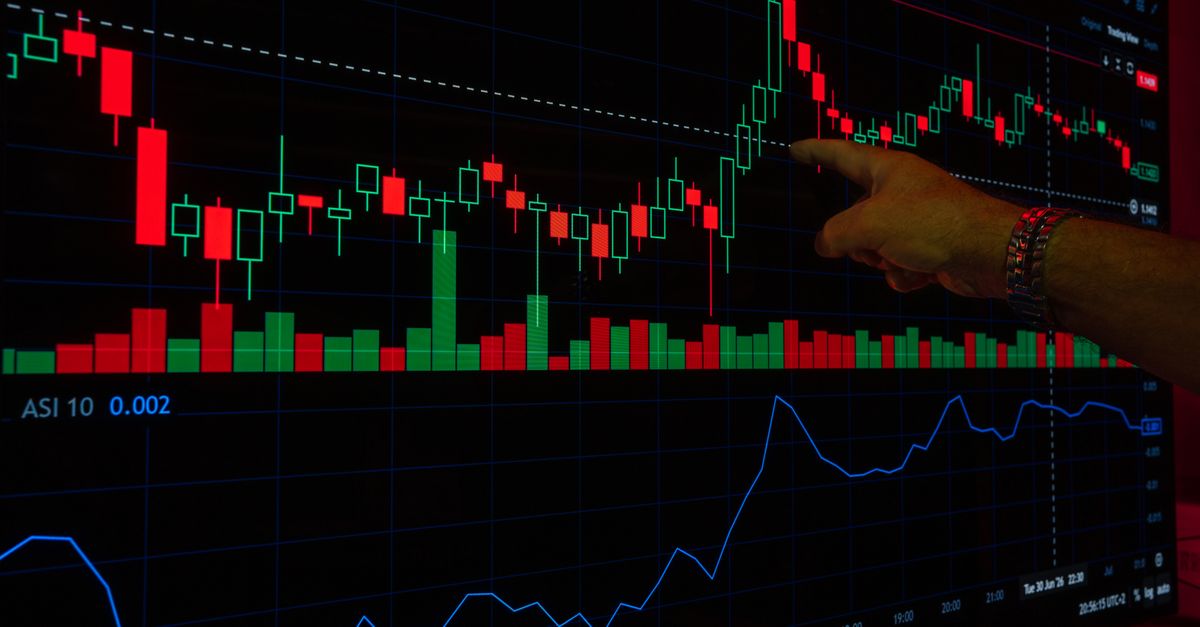découvrez comment adopter une mentalité d'investisseur pour maximiser vos opportunités financières, gérer les risques efficacement et atteindre vos objectifs patrimoniaux.