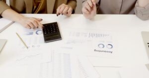 gestion comptable : optimisez la tenue de vos comptes, le suivi financier et les rapports pour une gestion efficace et transparente de votre entreprise.